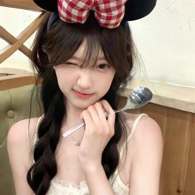 女导与强盗 封面